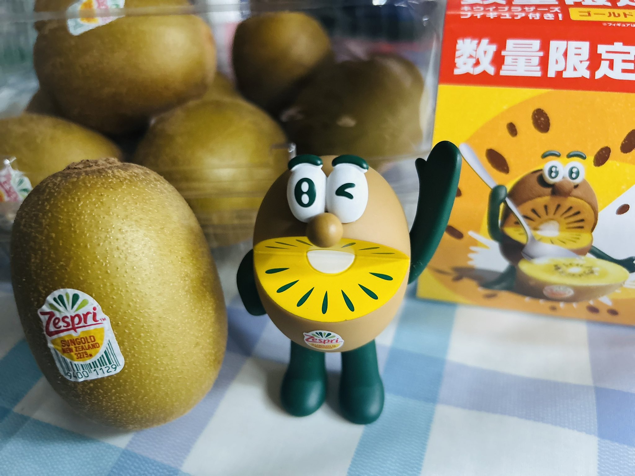キュウイブラザーズ ゼスプリ キウイブラザーズ フィギュア ゴールド 2025 2個