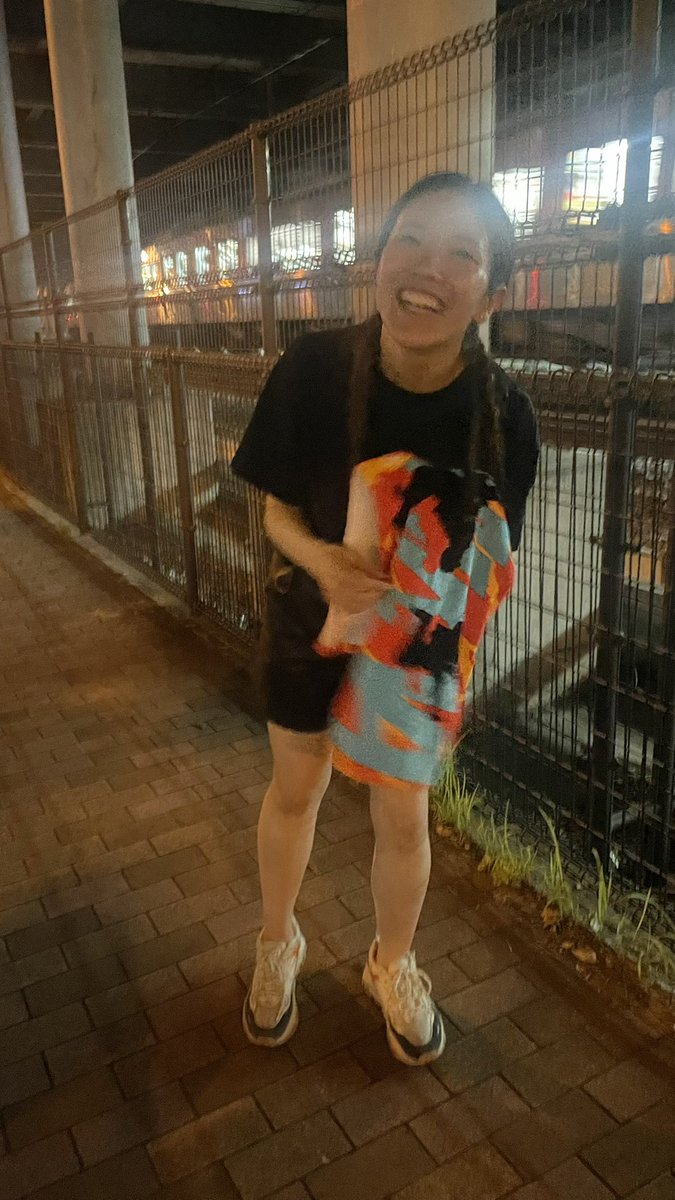 non0109non's tweet photo. WANIMA 10th MEMBERS TOUR 
-Bear Book:First Edition-

今回はKO-SHIN側だったからKO-SHINをロックオンして見てたけどまじ沼🤦🏼‍♀️🫶🏻
CHEEKYのKO-SHINが好きすぎて🥰🥰

 #WANIMA https://t.co/fk3oFu4og8