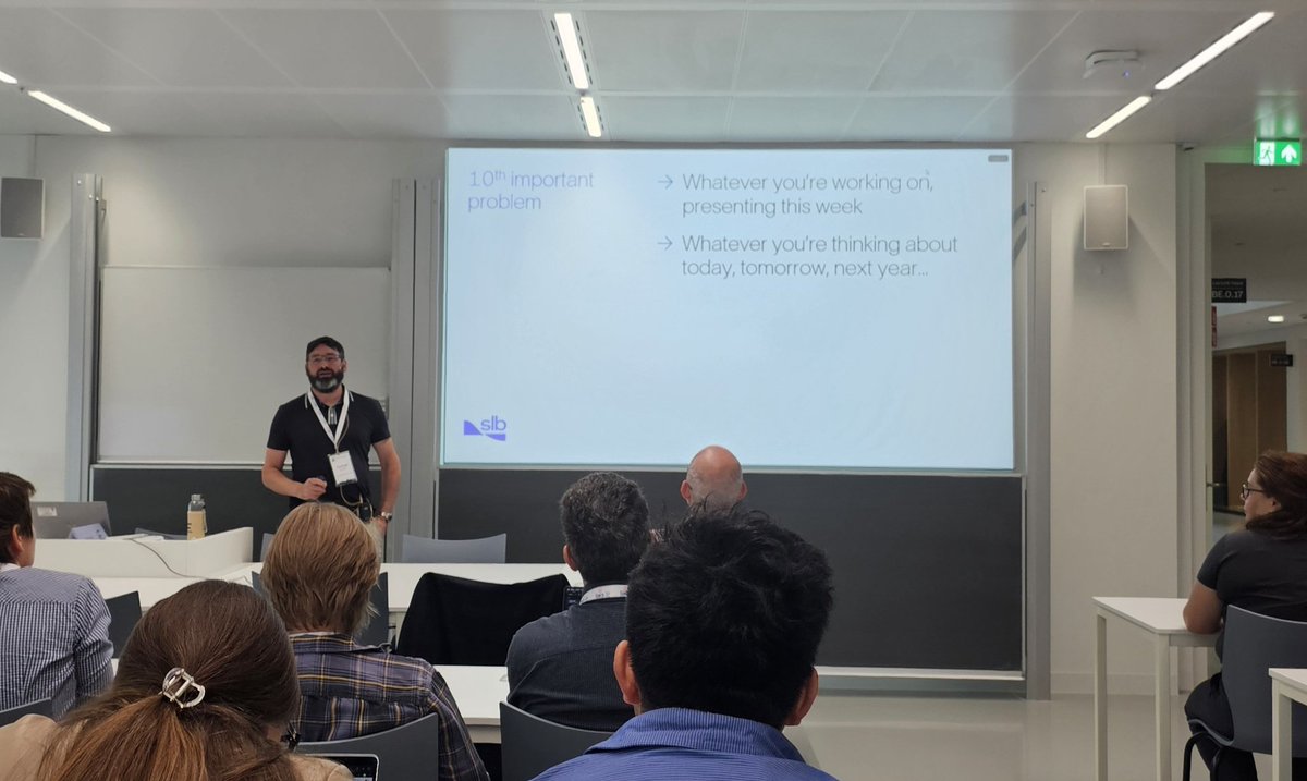 Joshua Knowles giving an inspiring keynote at FOGA conference about how to pick important research problems.