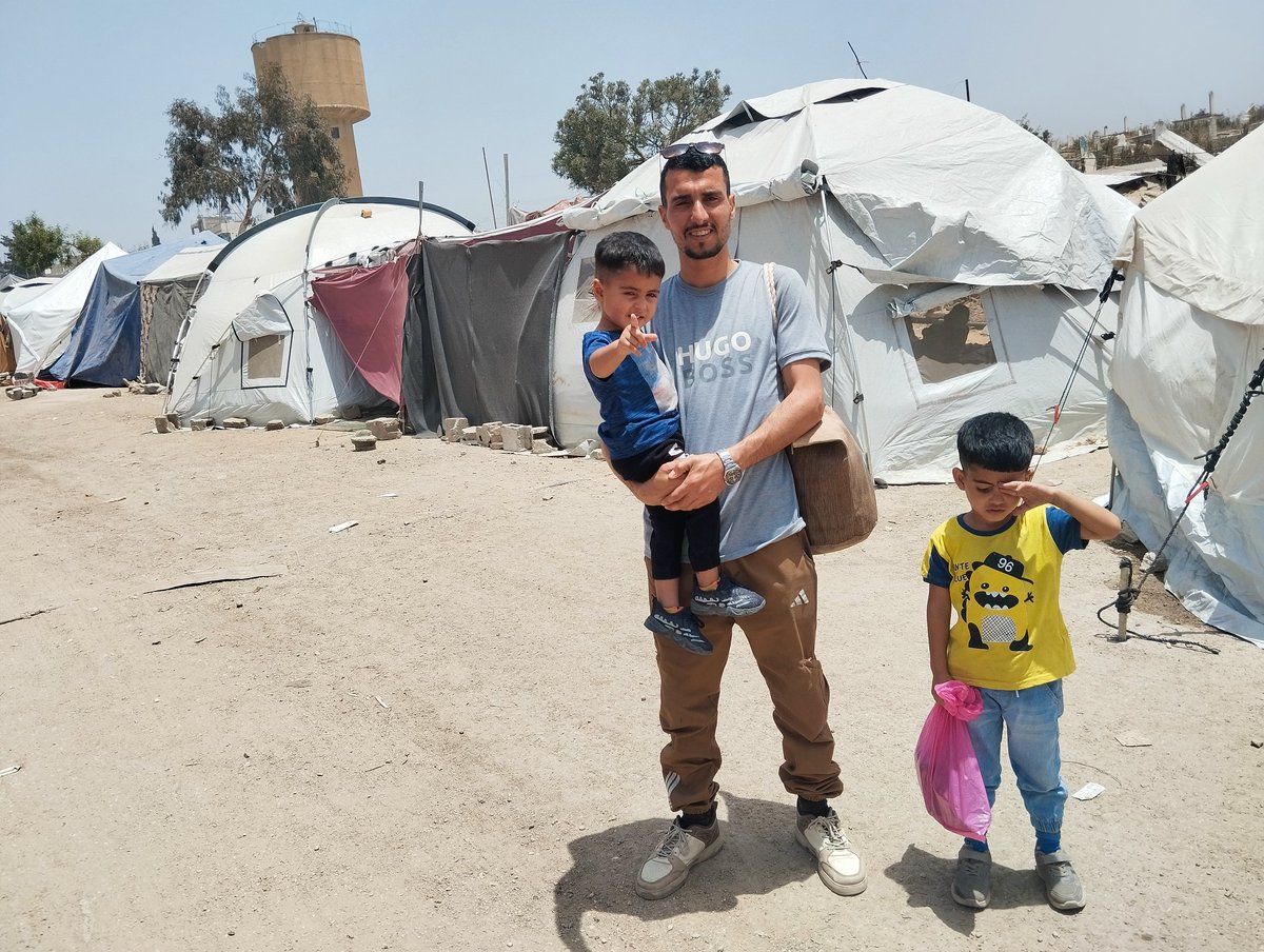 We are still alive 💔…
But the situation here in northern Gaza is deteriorating, and we are being forced to flee to the south and build a new shelter there.

That’s why I’m writing to you now — because I need you to stand with me so that we can survive.
I urge you to support my