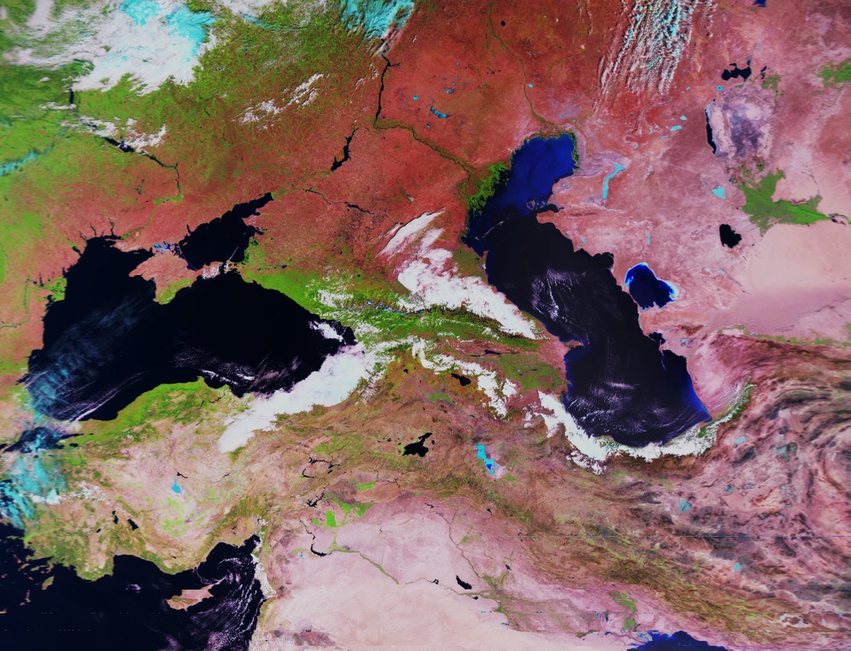Two images received this morning 27 Aug 2025 of the same area, Max EL 4°, taken with a difference of about 15 minutes from sat MN2-3 UT 06.48 and Metop C UT 07.03. left MN2-3 right Metop C