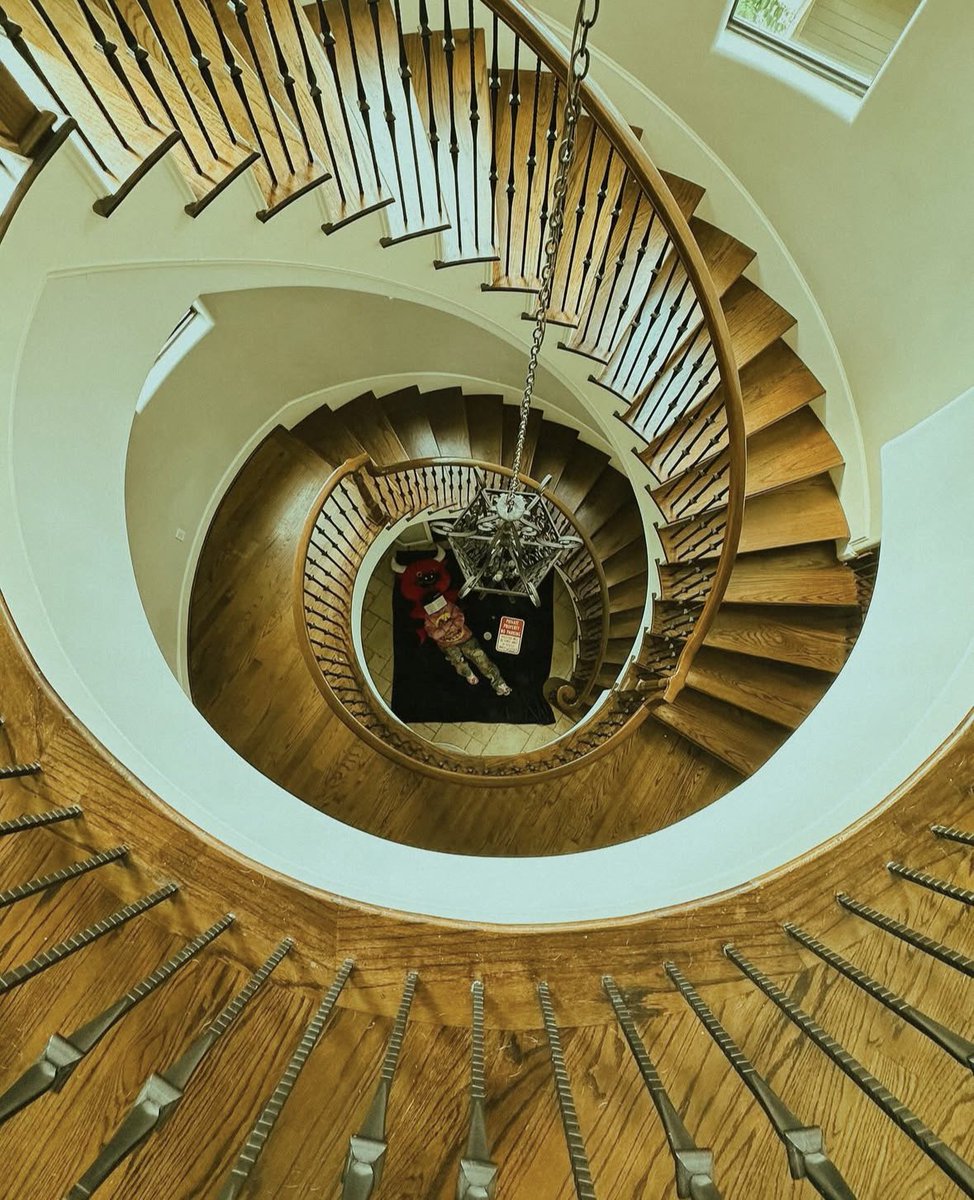 BasedJomo's tweet image. Hi