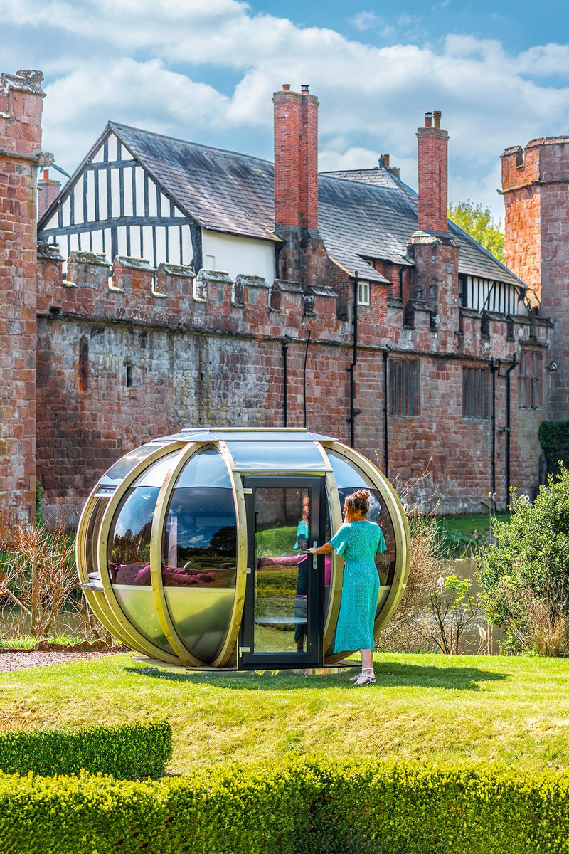 ornategarden's tweet image. Contemporary curves, timeless setting.
The sphere-shaped Summerhouse brings year-round luxury to any backdrop - always a statement, always a conversation piece.
ornategarden.com/pods/medium-su…
#summerhouse #gardenroom #contemporarydesign
