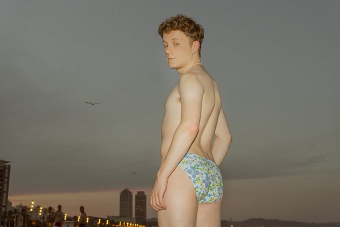 Watch Benny Fox - the Aussie angel 😇's leaked NSFW photo on TwXstars