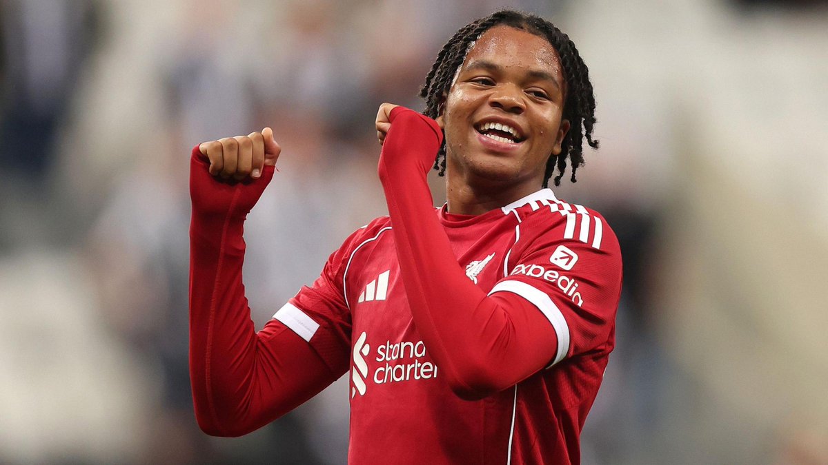 Anfield Edition | æ tweet media