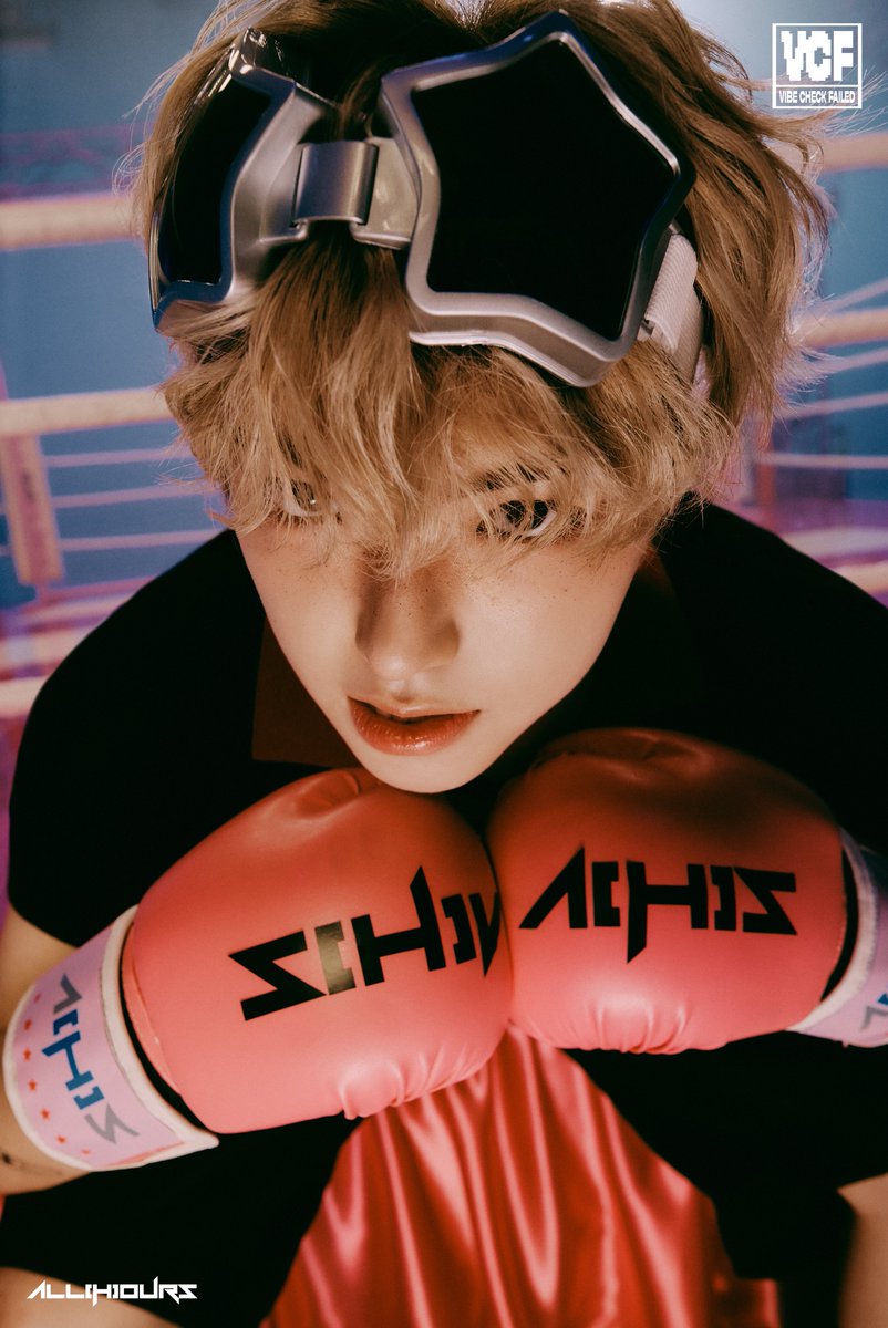 ALL(H)OURS FOURTH MINI ALBUM [VCF]

「CONCEPT PHOTO READY ver.」

2025.09.09 6PM (KST)

#ALL_H_OURS #올아워즈 
#VCF #VIBE_CHECK_FAILED
#ON_N #온