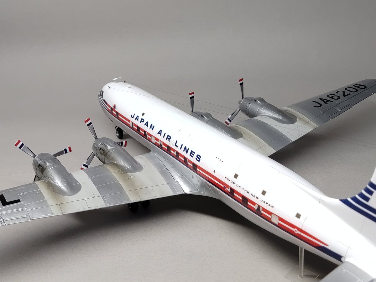 Heller+8A Decals 1/72 DC-6B "日本航空" 完成しました！
レシプロ旅客機の黄金期を築いたと名高い傑作機です。
日本航空では初の国際線のために導入され大いに活躍し、後継機材が揃ってくると国内線でも運用され、1969年に一機の事故も無く全機退役しました
塗装は JA6206 "City of Nagoya" です