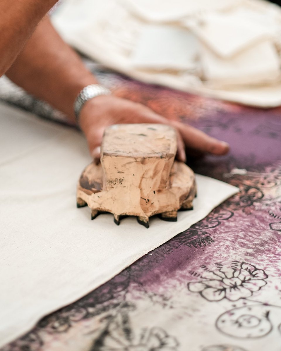 Festibağ’da aktiviteler bitmez, her köşede yeni bir keşif saklı! 👀

Bu kez mürekkep, ahşap ve desenin büyüsüne kapılıyoruz: Taş baskı sanatını deneyimlemeye var mısın?

Biletler @biletino, @biletix, <a href="/bubilet/">bubilet.com</a> ve <a href="/passo/">passo</a>’da! 🎟 

#Festibağ #BağımızVar #BağımızdaFestivalVar