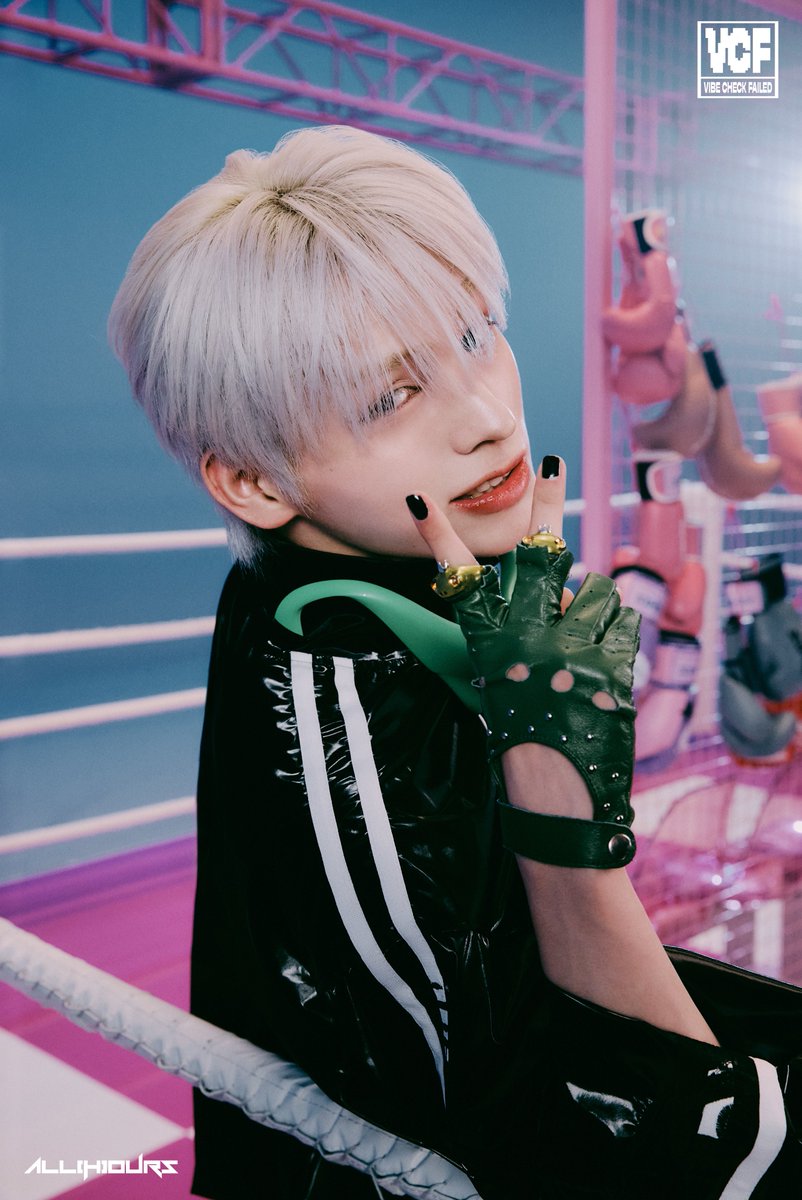 ALL(H)OURS FOURTH MINI ALBUM [VCF]

「CONCEPT PHOTO READY ver.」

2025.09.09 6PM (KST)

#ALL_H_OURS #올아워즈 
#VCF #VIBE_CHECK_FAILED
#MASAMI #마사미