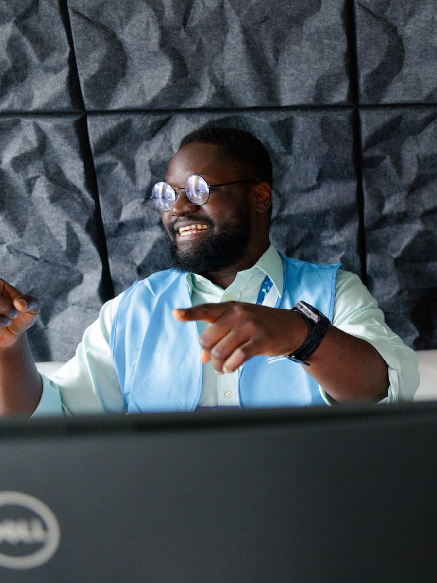 Shoutout to our digital team who are working behind the scenes to bring you the (FREE!) online experience of #WorldWaterWeek 🖥️