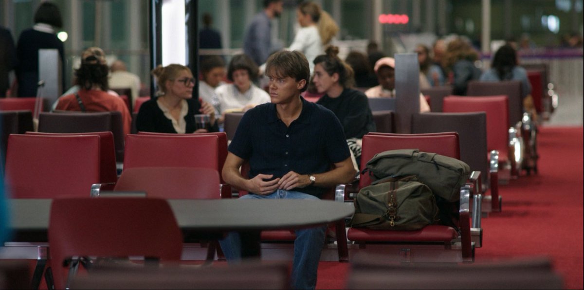 fioriremo's tweet photo. FATE USCIRE L’EPISODIO 9 #TheSummerITurnedPretty https://t.co/qQDa4Q0yuc