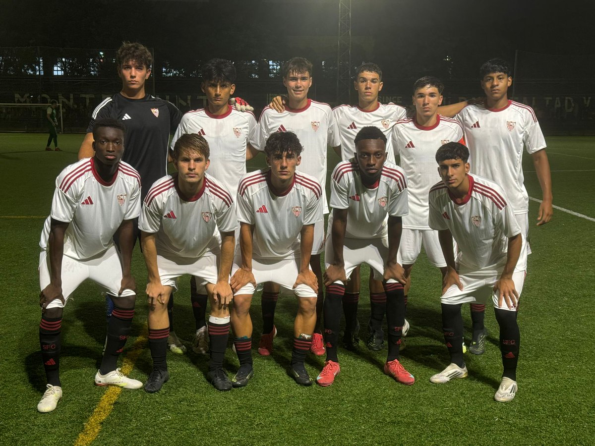 CanteraSFC's tweet photo. PRETEMPORADA | El segundo equipo juvenil continúa con el trabajo con una nueva victoria:

@MontequintoCD (senior) 1-5 #SevillaFCJuvB

⚽️ Hugo, Alberto, Dan Ramón, Marcos y Bacar Cisse

#CanteraSevillaFC ⚪️🔴 https://t.co/fxOcTzwLvz