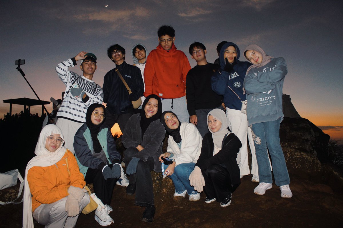 sycsons's tweet photo. 🌄 https://t.co/3Fc6KNgGWd