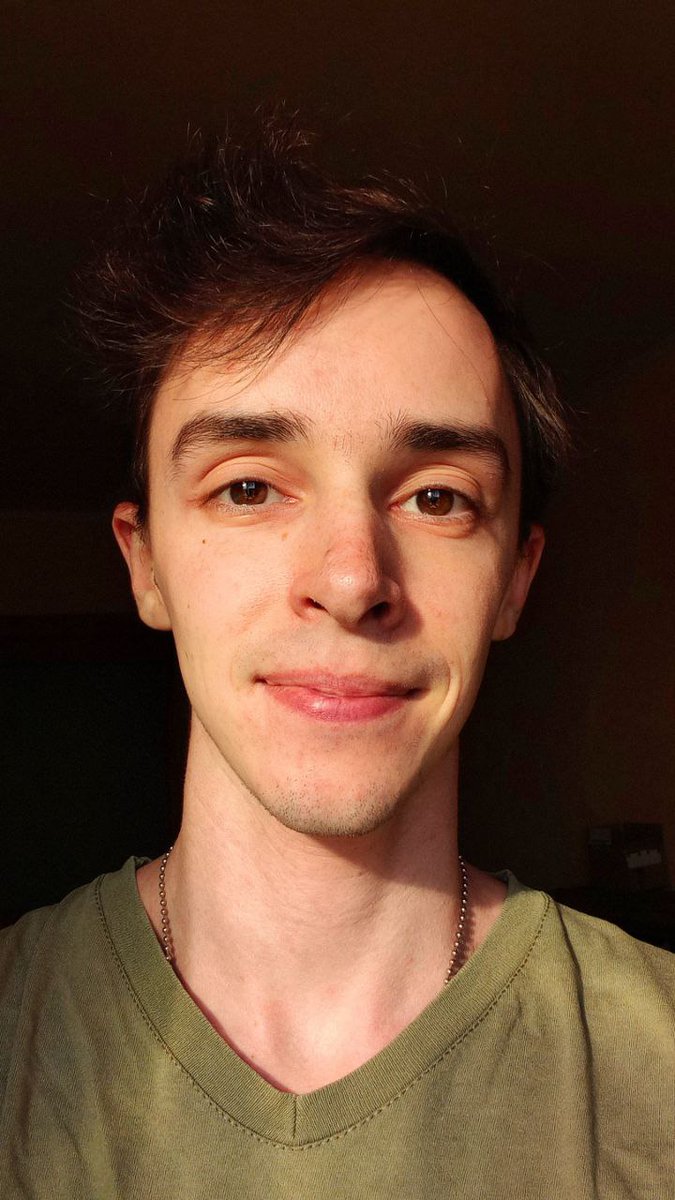 думала, сховаю у серці найбільшим скарбом і так убезпечу, але не вийшло

люблю тебе в кожному зі світів. Тихого сну, коханий. Дякую, що ти був.
———————————————
банка на дроноріз в пам'ять Макса
send.monobank.ua/jar/4LgNWv4Eph