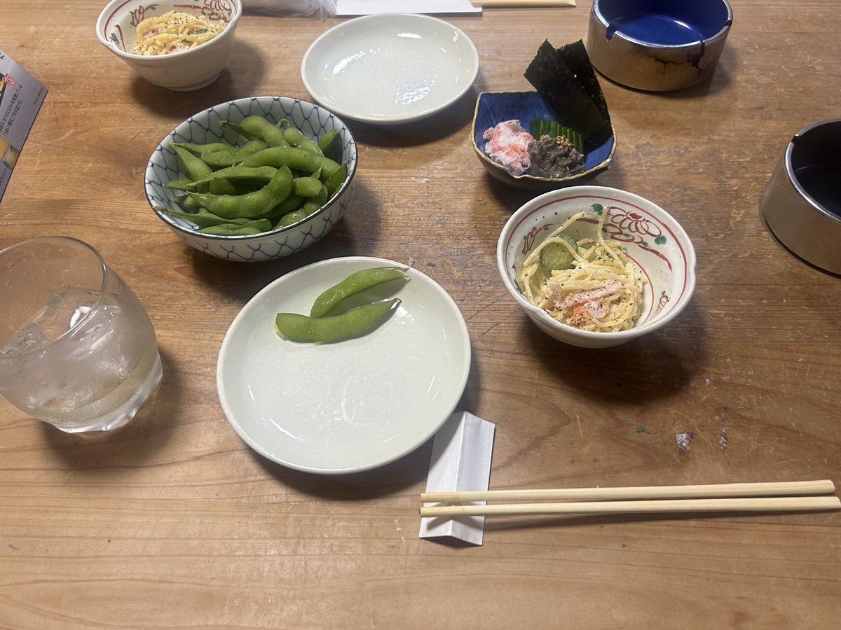 OW_PC_atthi's tweet image. 新シーズン来たからゲームしたいけど今日は飲み！！
大衆居酒屋良き🐱