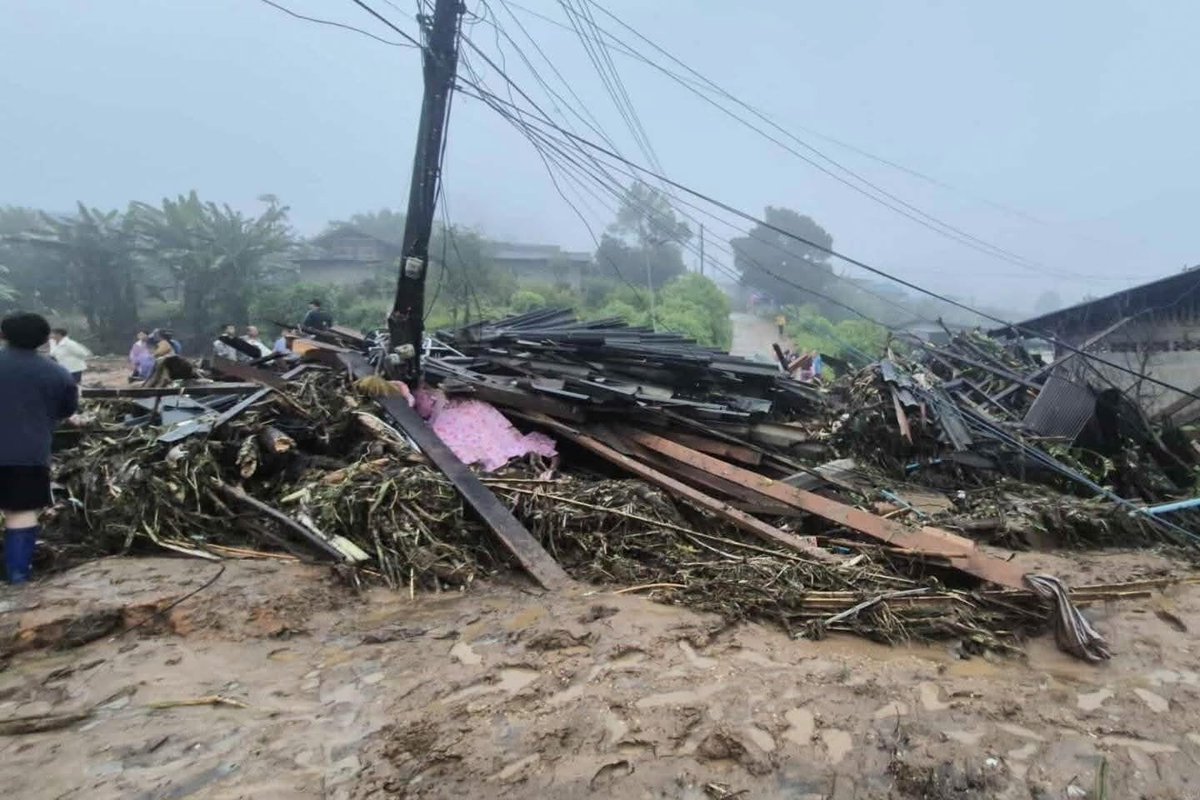 เชียงใหม่ : อ.แม่แจ่ม น้ำท่วม 13 หมู่บ้าน สะพานหนุนมั่นเสียหาย ใช้งานไม่ได้ ด้าน กสทช.ภาค เร่งกู้ระบบเครือข่ายกลับคืนมาได้หลายจุดแล้ว

#CM108 #เชียงใหม่CM108 #น้ำท่วมเชียงใหม่