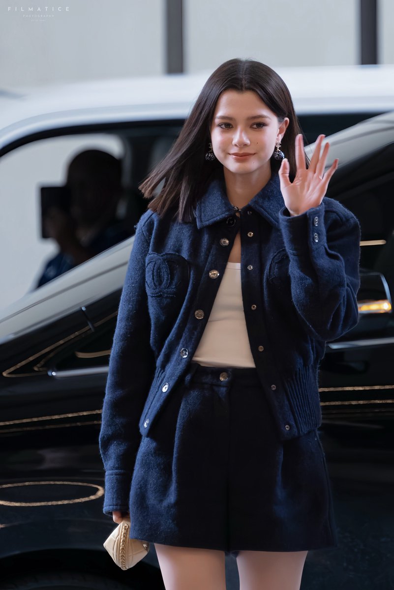 SHE’S HERE!!

#beckysangels