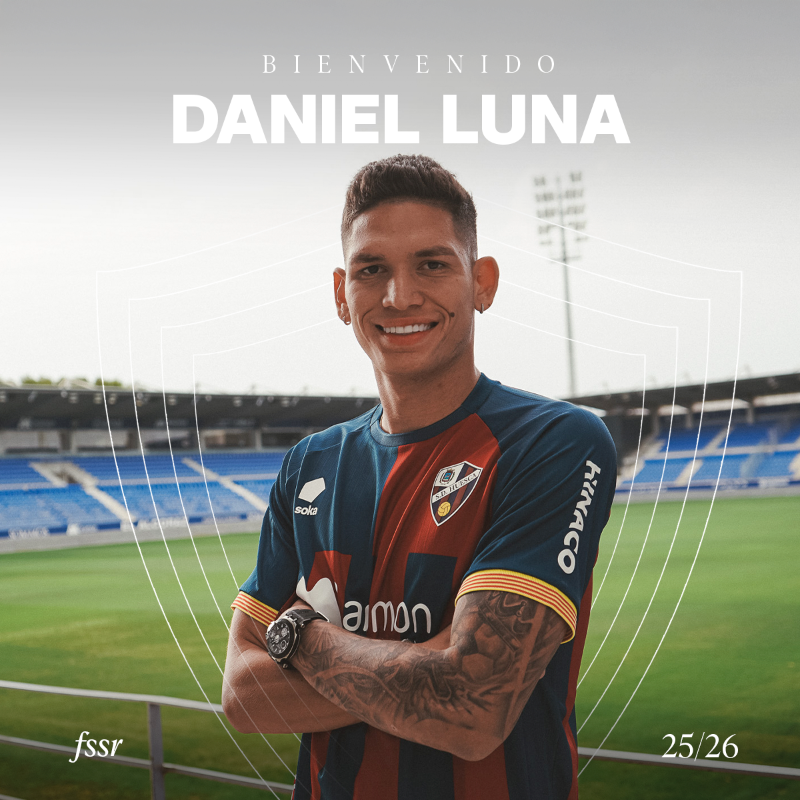 SDHuesca's tweet photo. FICHAJE | Daniel Luna, nuevo refuerzo para el ataque azulgrana.

➕ El futbolista colombiano llega cedido desde el @RCD_Mallorca hasta final de temporada.

👏 ¡𝘽𝙞𝙚𝙣𝙫𝙚𝙣𝙞𝙙𝙤! 👏