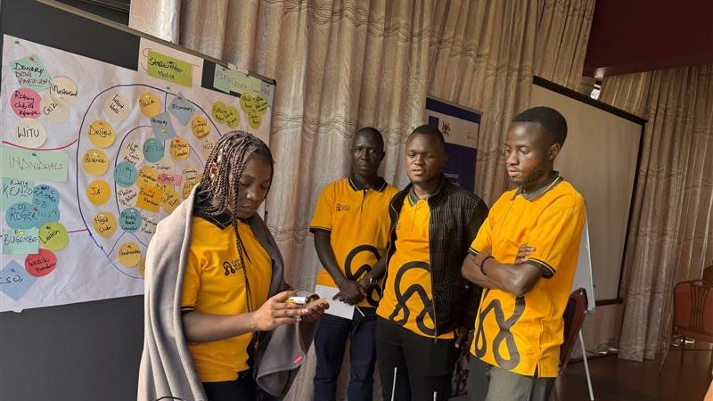 GCSP_Uganda's tweet image. ❓ How can local organisations drive change?
Six #CSOs from Kasese, Kampala, Kabale, Masaka & Sheema joined #strategicplanning under the Strategy Lab, boosting skills in project management, stakeholder engagement & #resourcemobilisation - better equipped for a lasting impact🤝.
