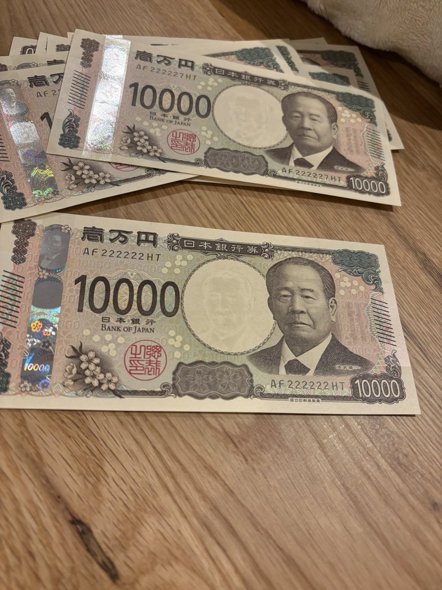 連番だからもしかしてと思ったらほんとにいた‼️
6桁ゾロ目！！！！！！