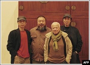 艾未未  Ai Weiwei tweet media