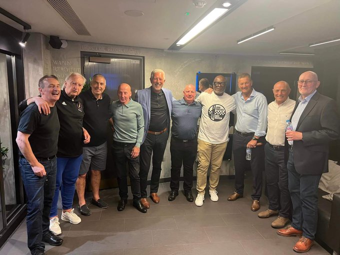 <a href="/richschaller54/">Richard Schaller⭐️⭐️🎗️</a> <a href="/ChelseaFC/">Chelsea FC</a> <a href="/cfc_heritage/">Chelsea Heritage Partnership</a> <a href="/gate17marco/">Mark Worrall</a> <a href="/neal_army/">Johnny Neal’s Blue & White Army ⭐️⭐️</a> <a href="/onlyapound/">cfcuk Fanzine 💙🏴󠁧󠁢󠁥󠁮󠁧󠁿🇬🇧</a> <a href="/SmiffyEastStand/">Neil Smith</a> So glad we were able to get the band back together.....