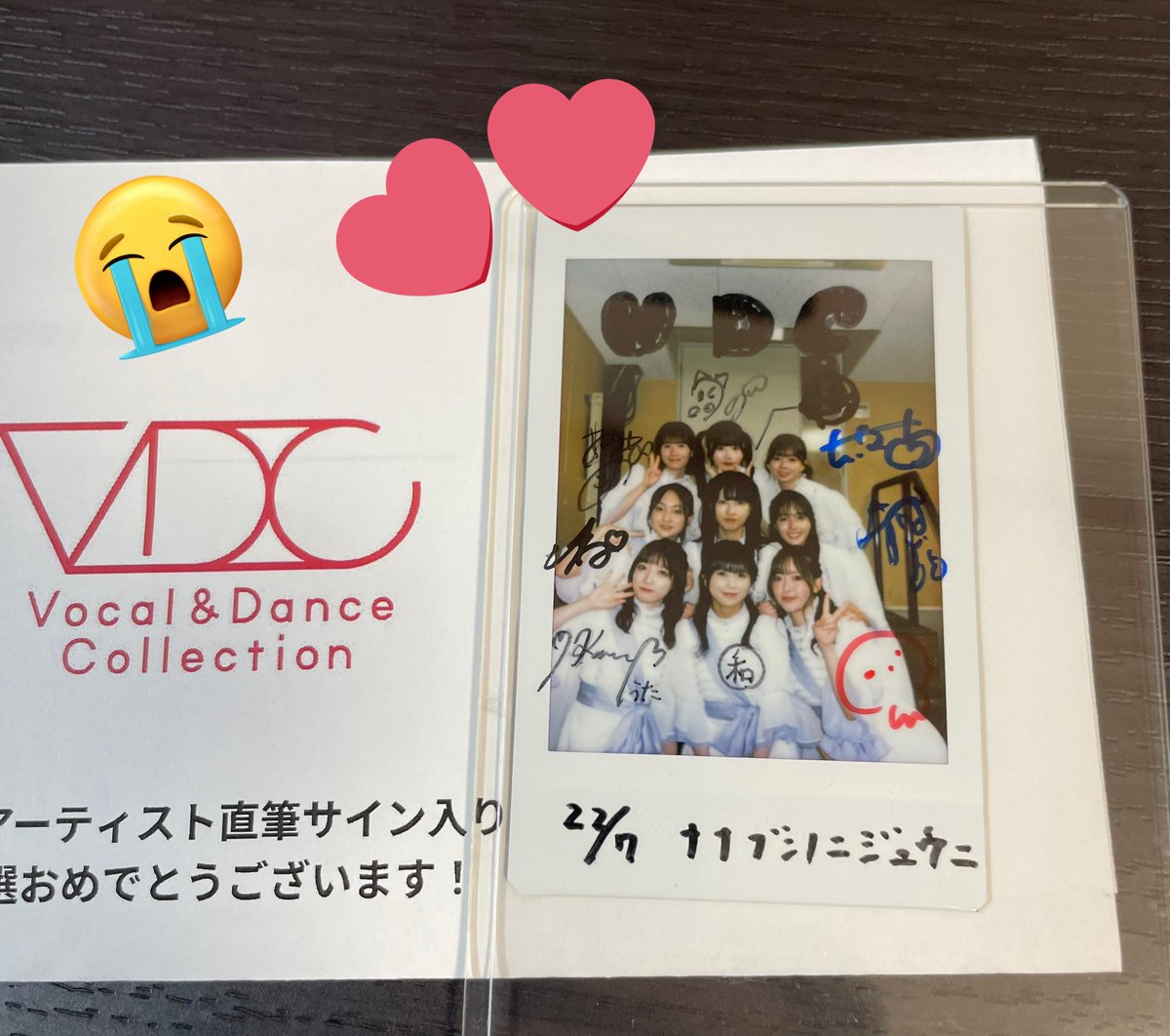 shimishimi227's tweet image. VDCさんのチェキ当選した〜😭😭😭
嬉しいよ〜😭😭😭😭
9人全員いるチェキなのも嬉しいし、本当に楽しかったVDCライブの思い出のチェキなのも嬉しすぎる〜😭😭
ありがとうございます、本当感謝が止まりません😭😭😭😭
なごみん卒業前に、本当に宝物をありがとうございます😭😭😭😭
#VDC
#ナナニジ