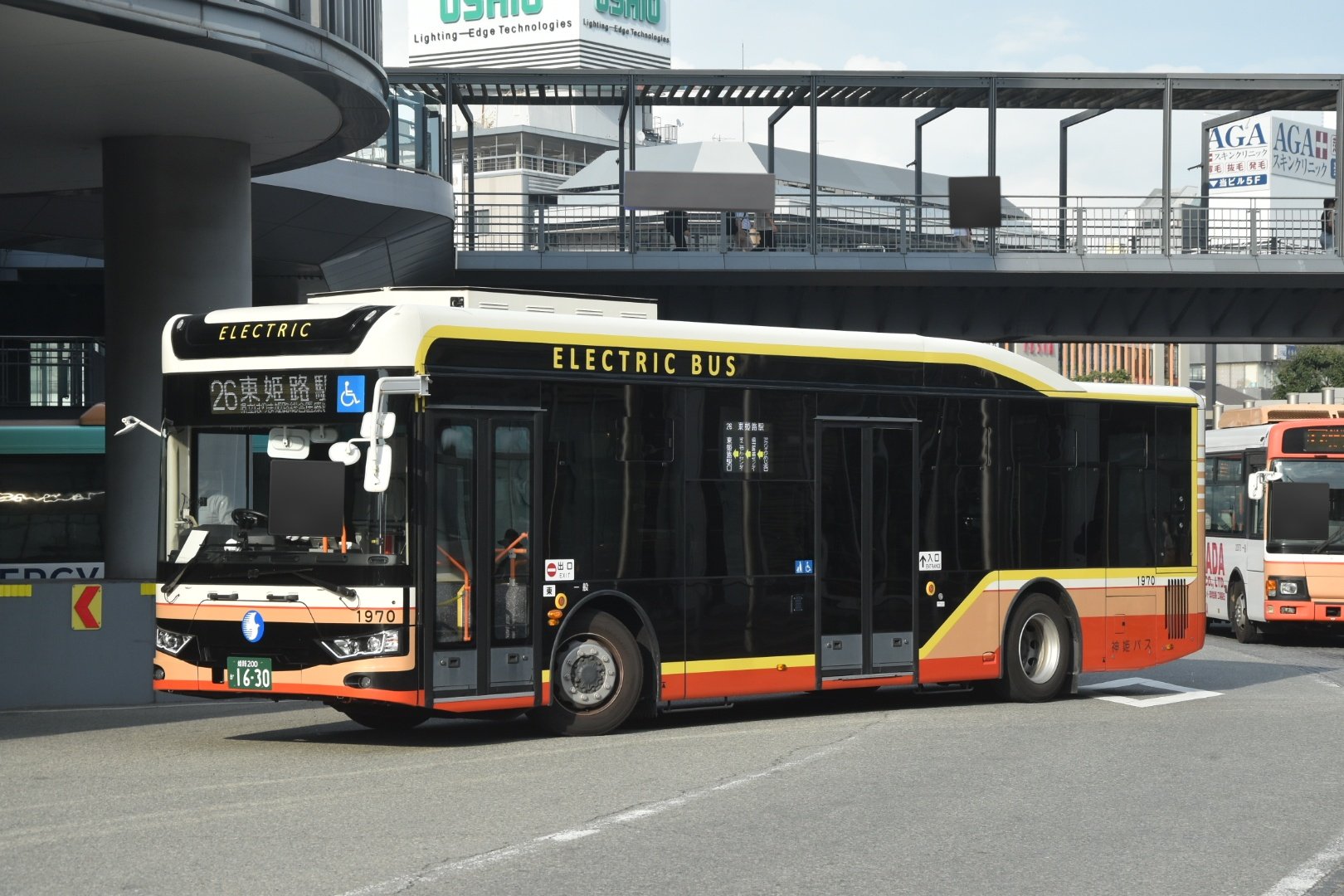 はなパパ 道北バス 旭川200か228 神楽4-4→6区 39番 KL-UA452PAN 日産