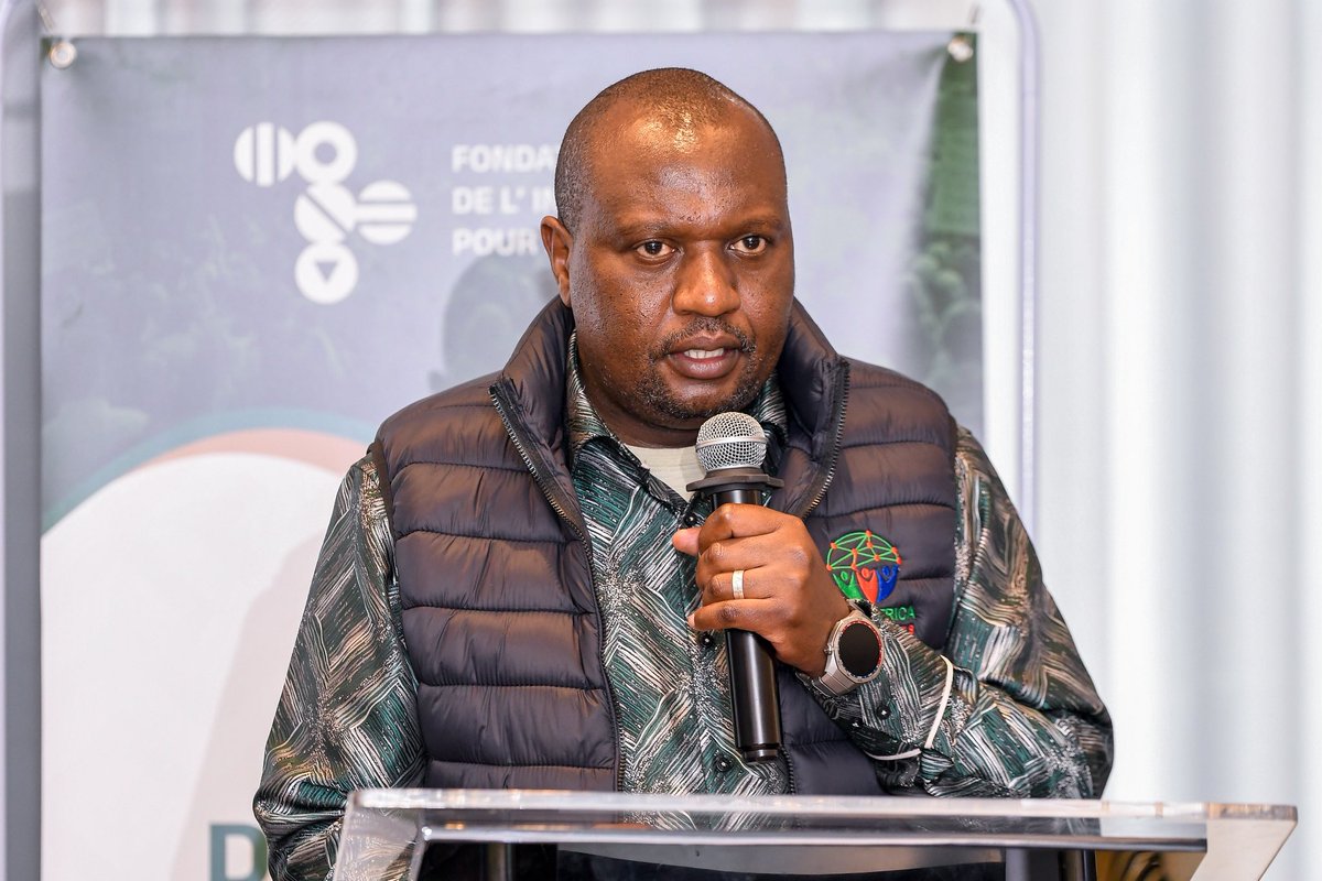 livingdemocracy's tweet image. 🎙️ Now speaking: David Omwoyo, CEO of the Media Council of Kenya.
He shares insights on how digital innovation can reinforce transparency, integrity &amp;amp; inclusive participation in democracy.

#DigitalDemocracy #Transparency