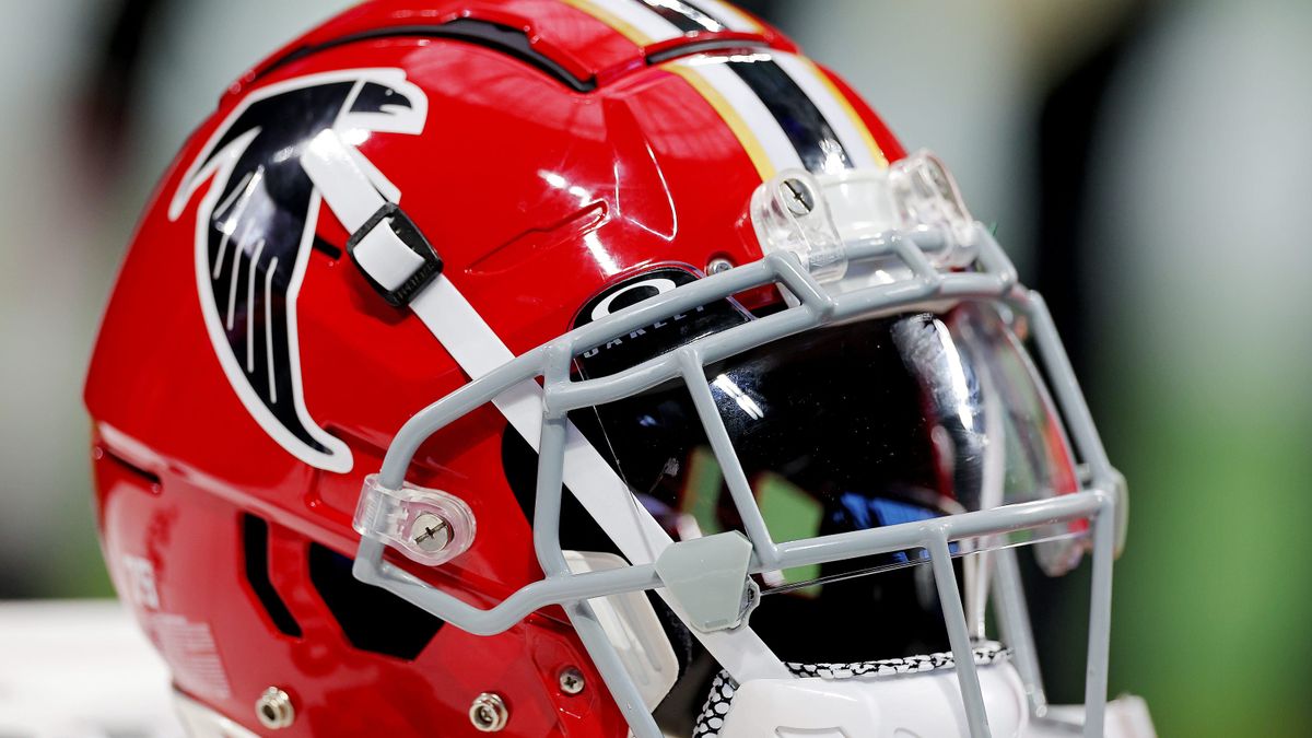 TheFalconsWire's tweet photo. Atlanta Falcons practice squad tracker: Live updates for every signing https://t.co/soN52poyuF https://t.co/NCTimQPxCs