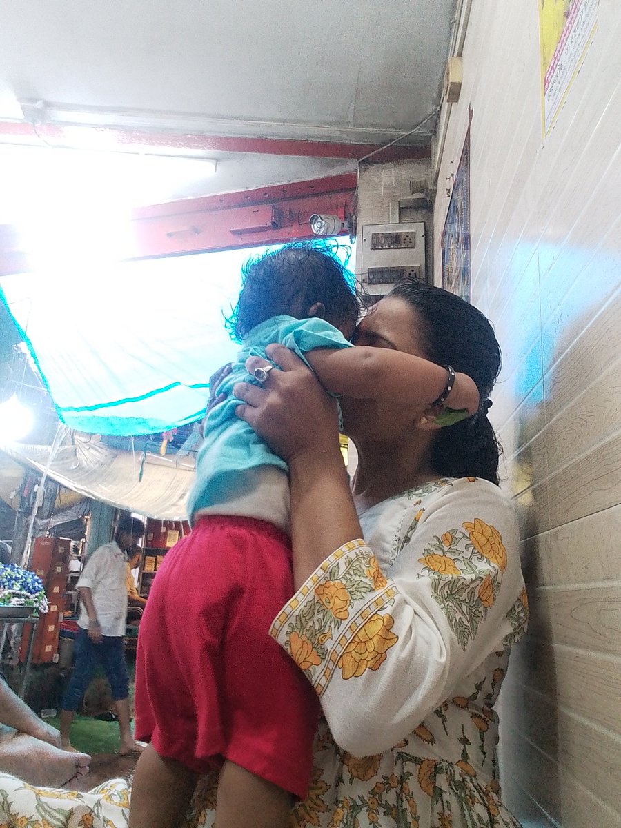 Murkh_Hu's tweet image. .
.
आंख बंद होने से पहले और आँख खुलते ही मेरा मन आहत हो जाता है आपको याद करके..., मेरा दिल, मन, रोम - रोम आपके कर्म से आहत है...,
 भगवन आपको इस जनम., आने vale 7 जनम व्याकुल रखे सबकुछ मिले पर हमेशा तडपते रहो.....,🙏🤞
&quot;ॐ हं हनुमते नमः&quot;
#Return