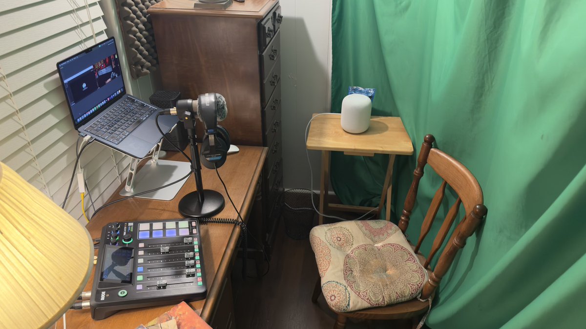 About to go live with <a href="/TheBubbaArmy/">Bubba The Love Sponge®️</a> this morning hope you can join me!!!