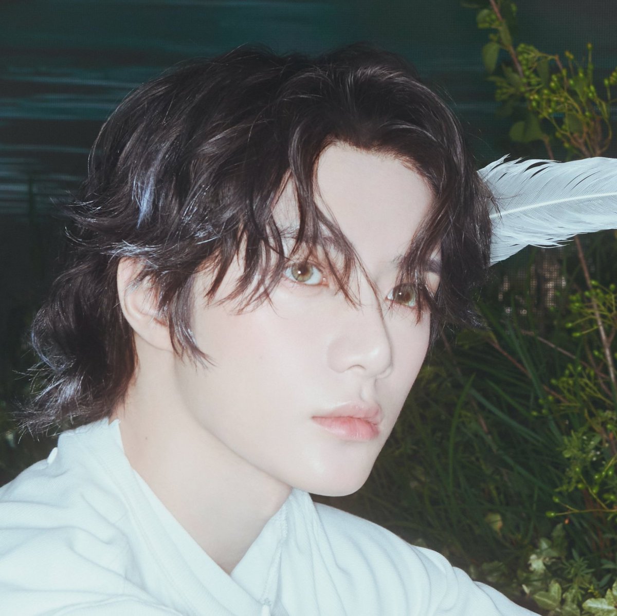 why is beomgyu genuinely the prettiest prince set in modern fairytale ever