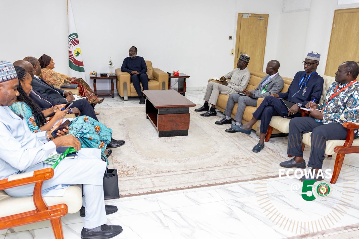 ecowas_cedeao's tweet photo. DR OMAR ALIEU TOURAY MEETS WITH THE UNITED NATIONS DEPUTY SECRETARY-GENERAL MRS. AMINA J. MOHAMMED https://t.co/X4hRhbGfDr