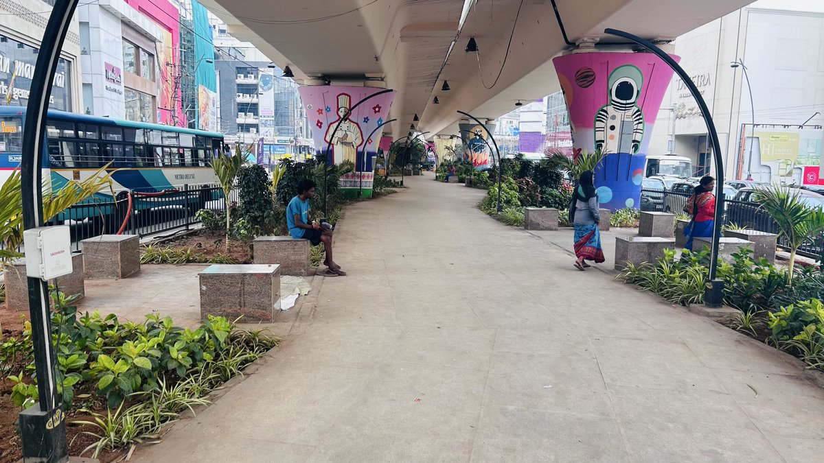 Beautiful Hyderabad!
Guess the place!!

Thanks to <a href="/GHMCOnline/">GHMC</a> 
<a href="/HiHyderabad/">Hi Hyderabad</a> <a href="/swachhhyd/">Shaandaar Hyderabad</a>