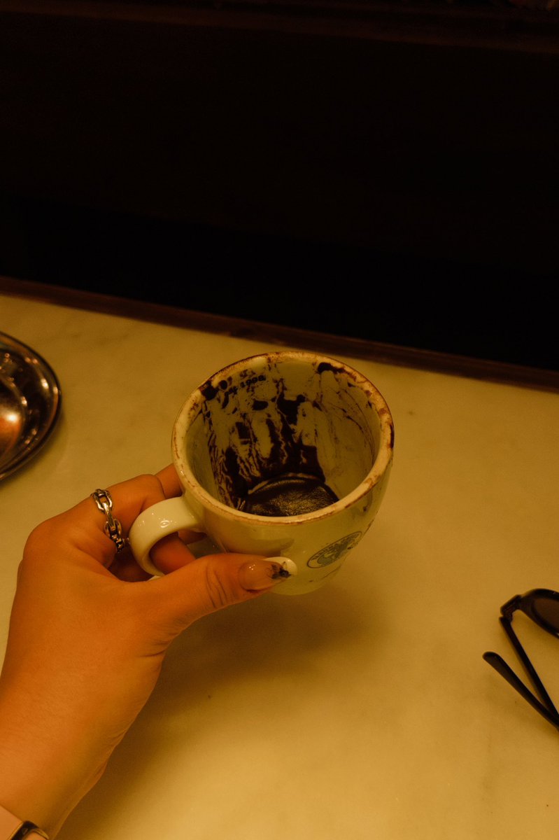 web3_Anna's tweet image. Tried coffee fortune telling it told me yall people should touch grass