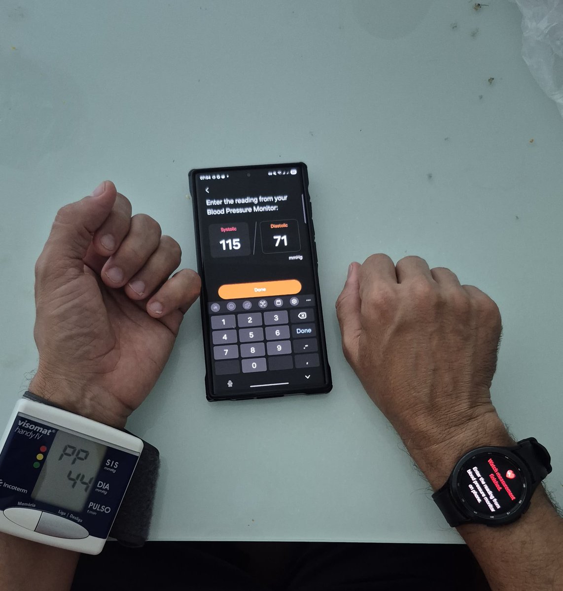 Sr_delphidev's tweet image. Calibrando o Galaxy Watch para aferição de pressão arterial.