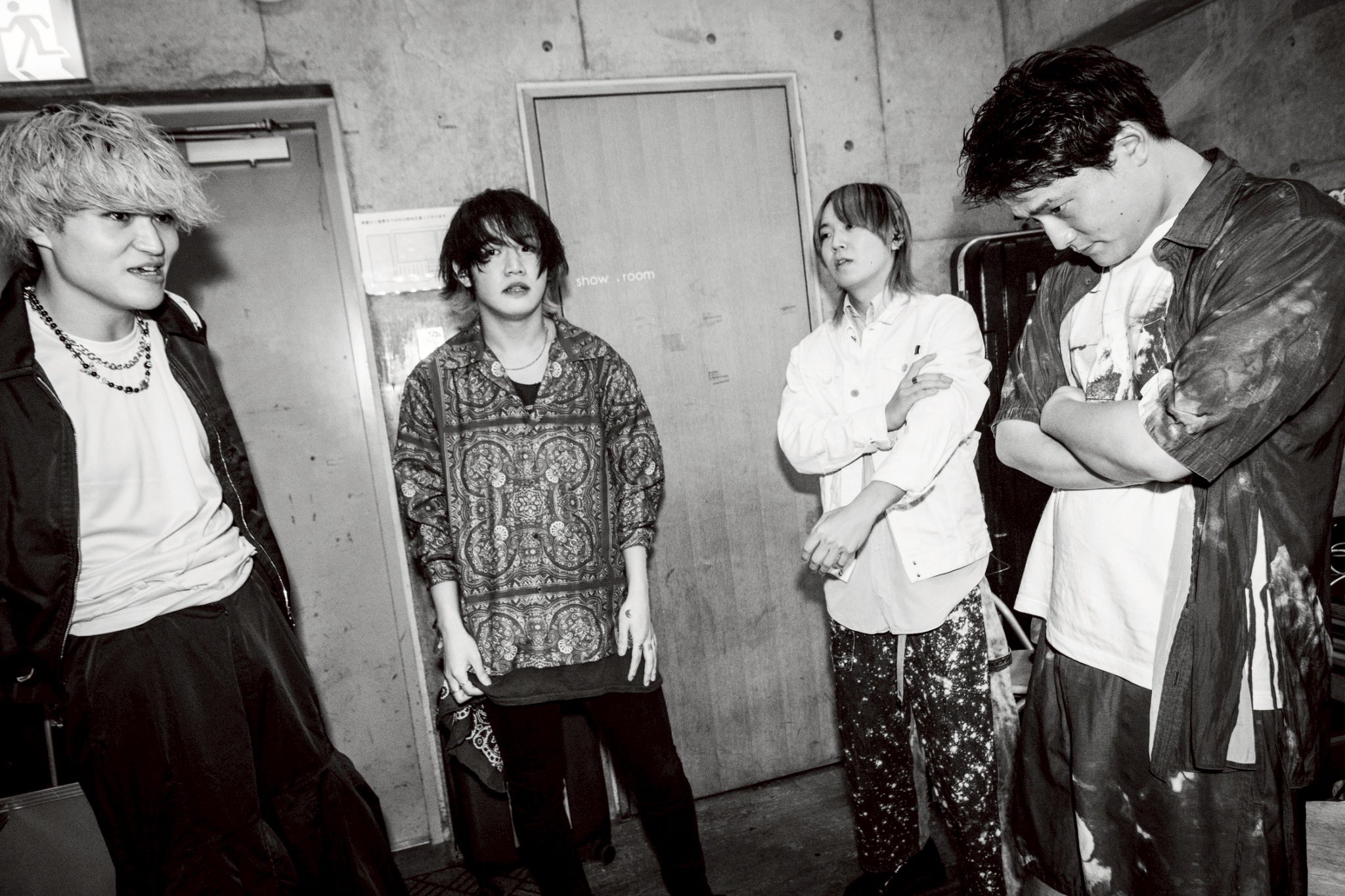 bokula. えい CD 弾き語り 煙草 廃盤 CD THE ZETT ザ・ゼット / 狼煙 のろし CSD-009 ※メC1 Amazon.co