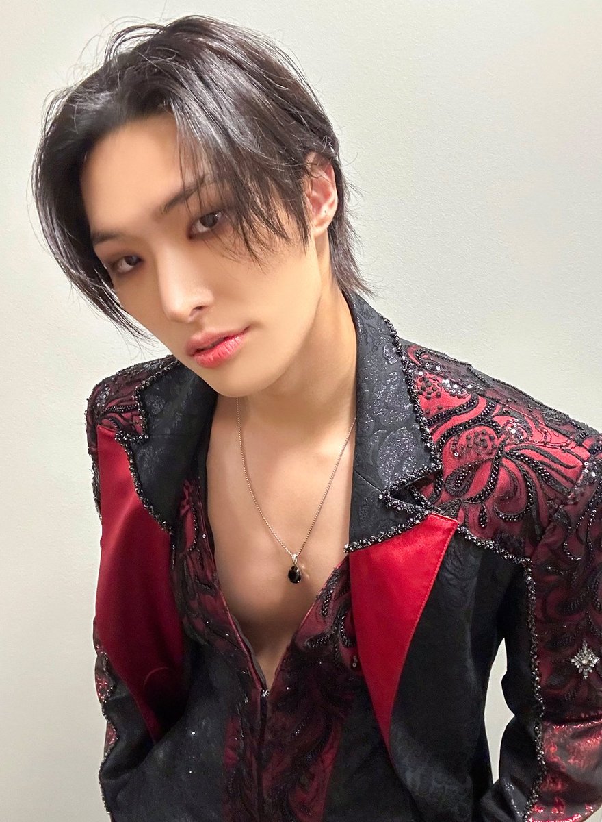 mingitxt's tweet photo. thinking thoughts https://t.co/3T9RoRE8e7