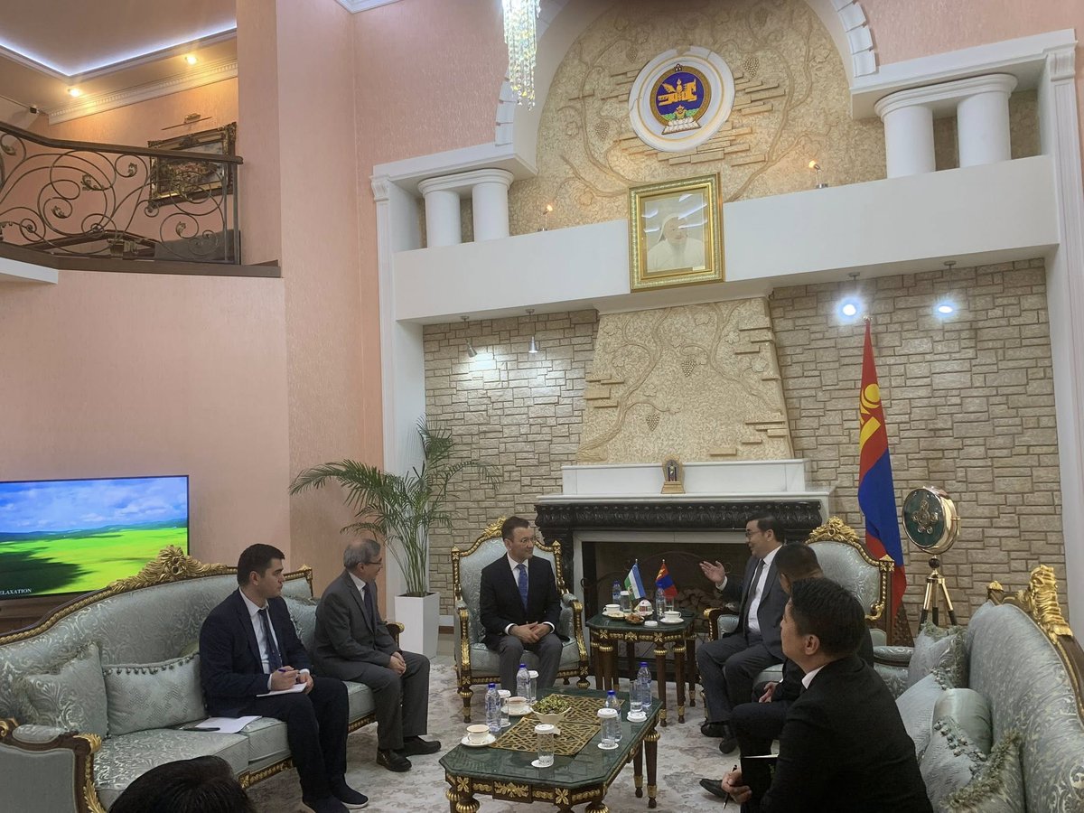 The International Institute for Central Asia (@iicaintashkent) on Twitter photo 🇲🇳 <a href="/IICAinTashkent/">The International Institute for Central Asia</a> Director <a href="/JavlonVakhabov/">Javlon Vakhabov</a> met Mongolia’s Ambassador Batbaatar Daadankhu to strengthen academic, economic & cultural cooperation. They discussed expert exchanges and joint projects after President Mirziyoyev’s recent Mongolia visit.
🔗 iica.uz/oz/event/moxi-… 🇲🇳 <a href="/IICAinTashkent/">The International Institute for Central Asia</a> Director <a href="/JavlonVakhabov/">Javlon Vakhabov</a> met Mongolia’s Ambassador Batbaatar Daadankhu to strengthen academic, economic & cultural cooperation. They discussed expert exchanges and joint projects after President Mirziyoyev’s recent Mongolia visit.
🔗 iica.uz/oz/event/moxi-…