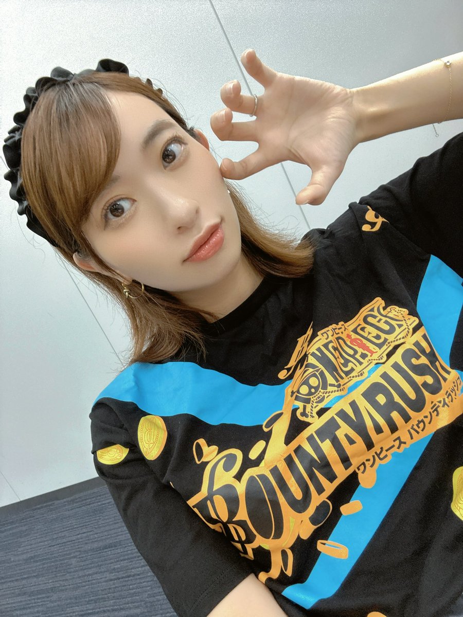 本日20:00〜 #バウンティラッシュ #バウンティラッシュ生放送 です！全世界2億ダウンロード突破！おめでとうございます〜！！！🥳先日の #超奪取祭 のお話もさせていただきます〜！🙌🏻

youtube.com/live/rc2CY9EX-…