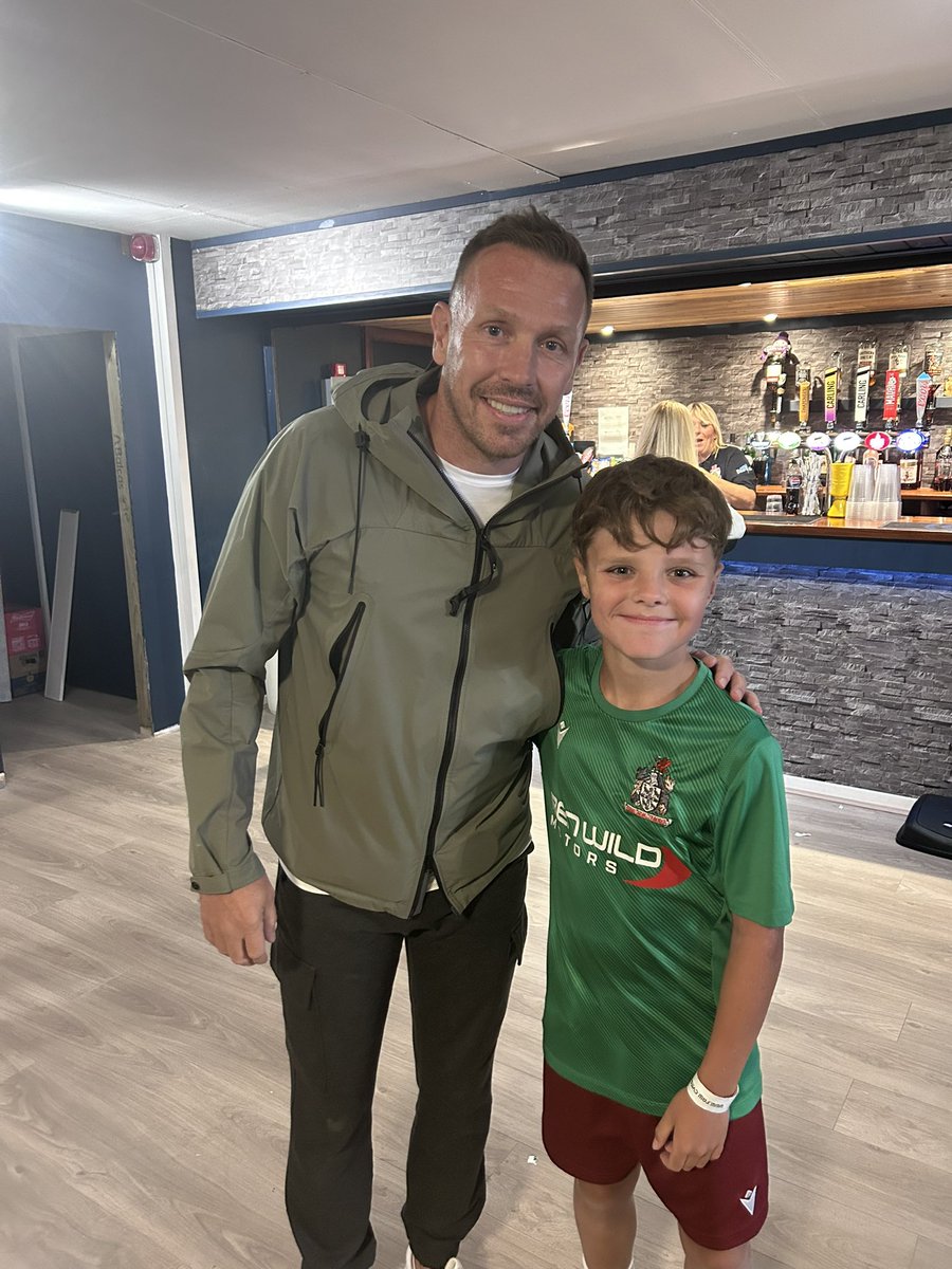 Great experience for my boy last night, ball boy for the Wales v Japan game with his @flintshireschoolboys team mates! 
And the wales manager wanting a pic with him too! 😂 <a href="/YsgolMaesglas/">Ysgol Maesglas</a> <a href="/greenfieldfcU9s/">Greenfield FC Under 10’s</a> <a href="/the_nomads/">Connah's Quay Nomads FC</a>