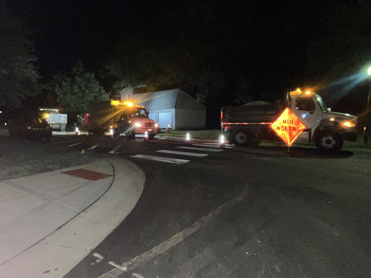 🚨 BREAKING: Two separate water main breaks in Greenhills are closing the Winton Woods South Campus, Greenhills Community Building, and several schools today. Crews are working to restore service; no timeline yet.  <a href="/FOX19/">FOX19 NOW</a>