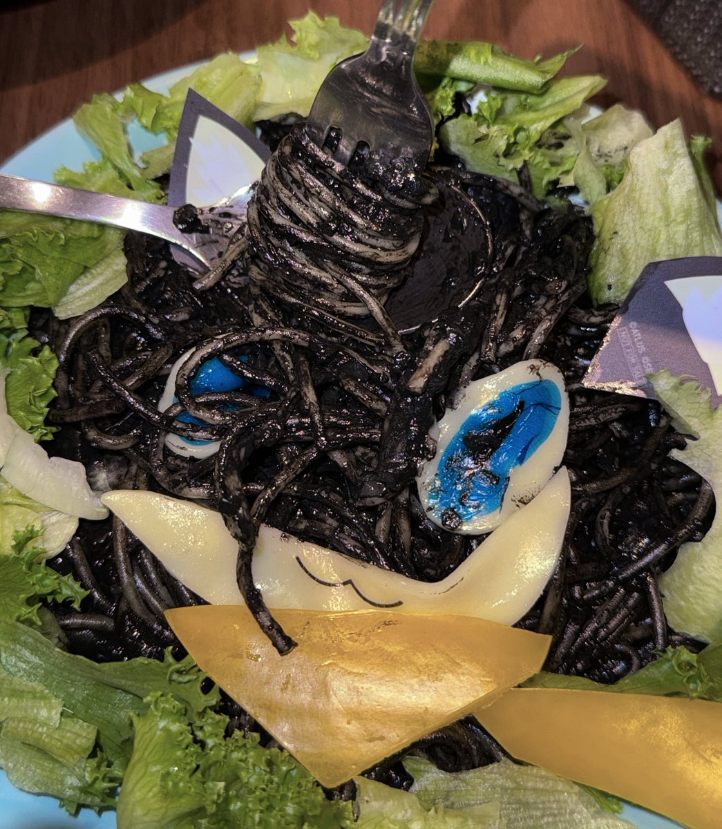 ㅠㅠ 페르소나5(+P5X) 콜라보카페 다녀왔는데 모르가나 파스타 보고 너무 웃겨서 비명지름 와진짜 너무웃겨제발 우로보로스바이러스걸린모르가나뇌파먹는기분