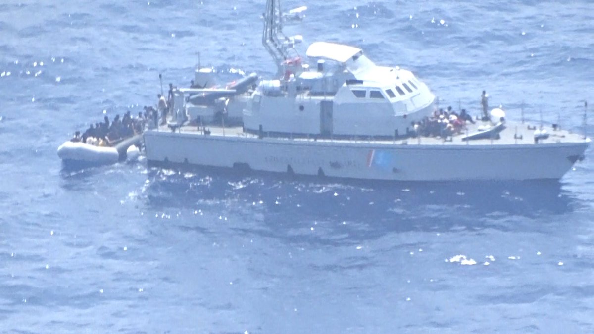 Sarita_Libre's tweet image. IMPORTANT APPEAL to all NGOs:  

We at #JLProject are identifying the Libyan criminals who attempted to kill the crew of #OceanViking.

We are seeking VIDEOS and PHOTOS of this criminal patrol boat, the #Houn664, in service since 2023.
