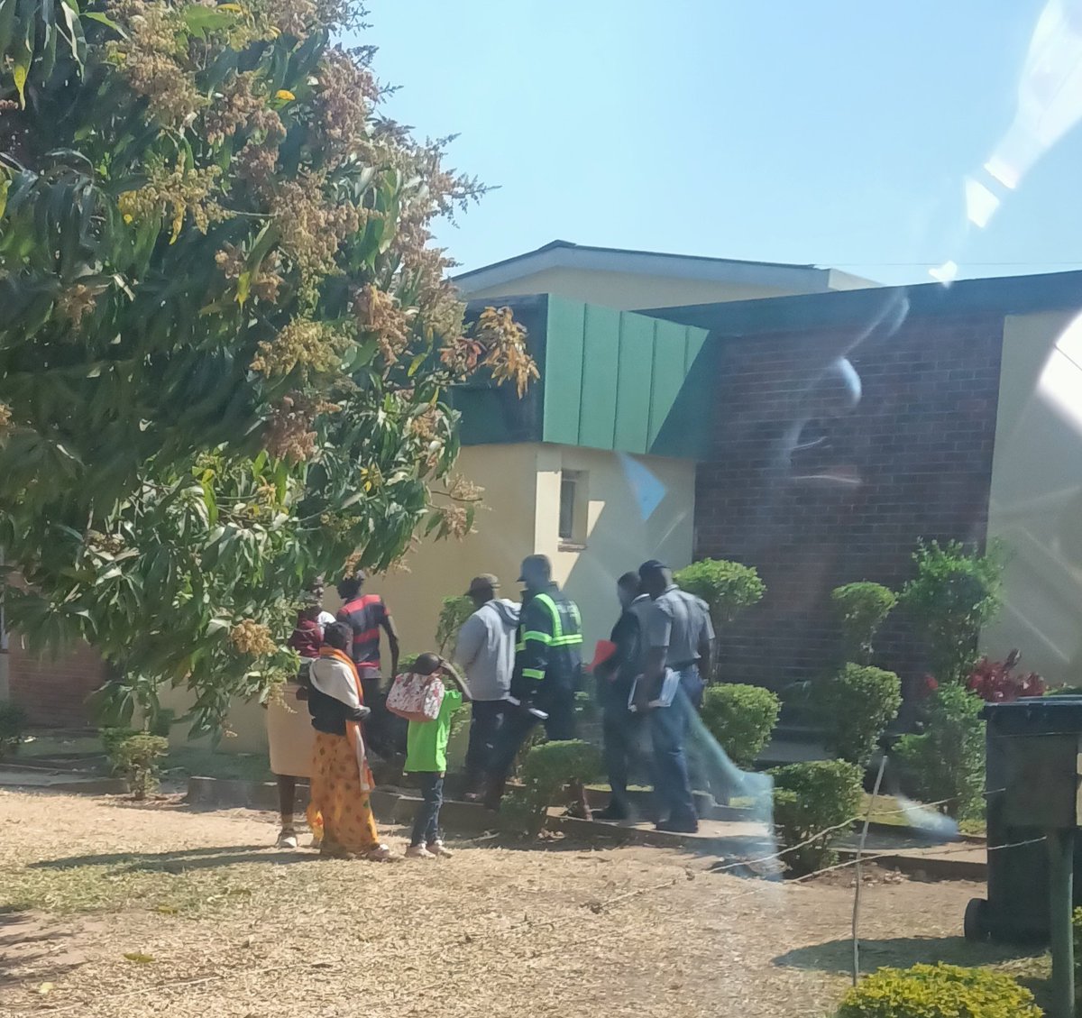 Former MP and SAPNAC Chairperson Temba Mliswa is set to appear before a Karoi Magistrates Court on three charges which he has all denied. The Court case is the latest in a long-raging battle involving Gvt officials and Mliswa.
nortonindepth.substack.com/p/mliswa-tears…