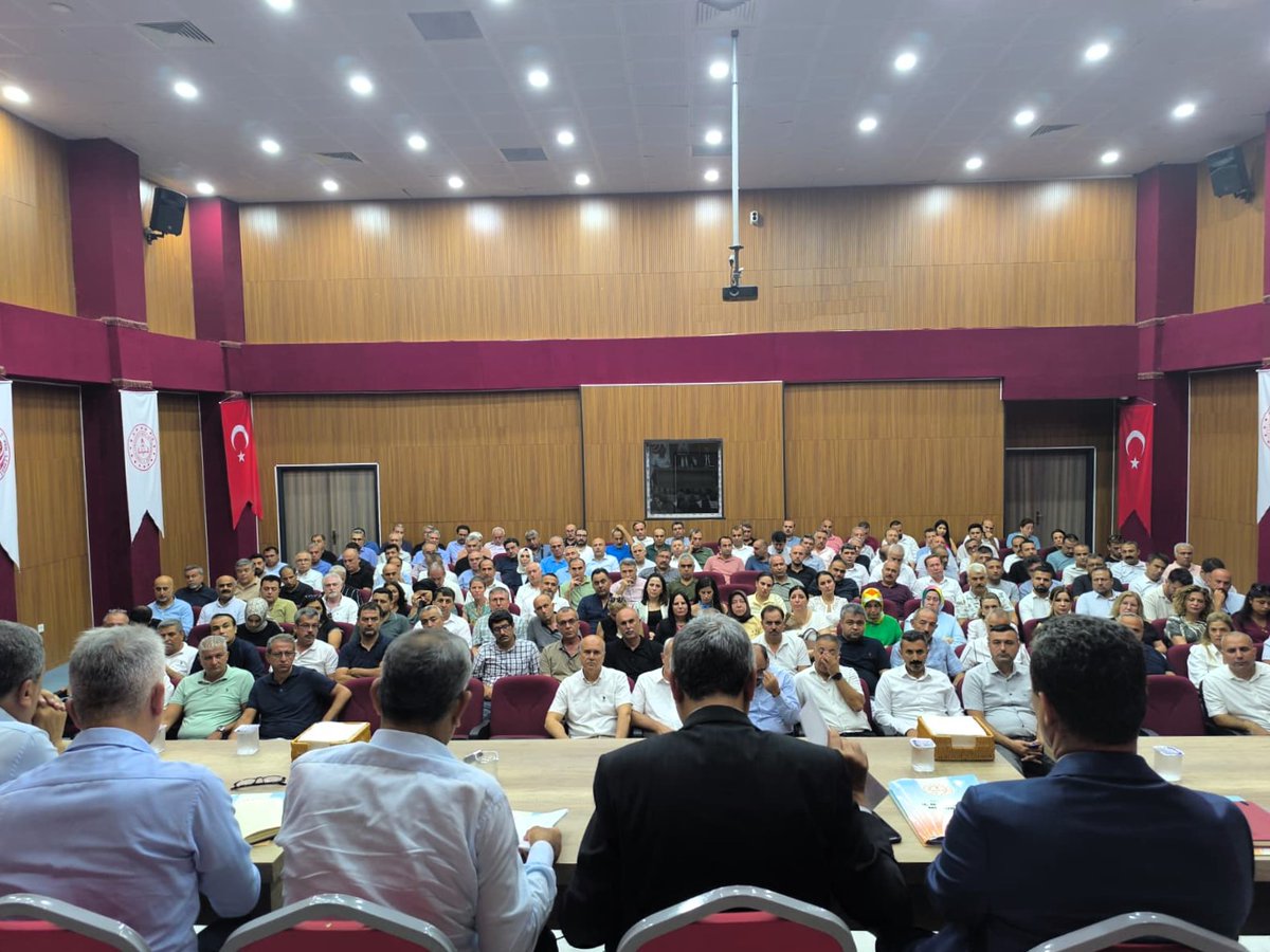 Osmaniye İl Millî Eğitim Müdürlüğü (@osmaniyeilmem) on Twitter photo 2025-2026 Eğitim Öğretim Yılı Sene Başı Merkez İlçe Eğitim Kurumu Müdürler Kurulu Toplantısı, İl Milli Eğitim Müdürümüz Aydın ALBAK başkanlığında Devlet Bahçeli Fen Lisesi Toplantı Salonunda gerçekleştirildi.
Haberin devamı için👉 meb.ai/U4Ue0sd
<a href="/ALBAKAydn/">Aydın ALBAK</a> 2025-2026 Eğitim Öğretim Yılı Sene Başı Merkez İlçe Eğitim Kurumu Müdürler Kurulu Toplantısı, İl Milli Eğitim Müdürümüz Aydın ALBAK başkanlığında Devlet Bahçeli Fen Lisesi Toplantı Salonunda gerçekleştirildi.
Haberin devamı için👉 meb.ai/U4Ue0sd
<a href="/ALBAKAydn/">Aydın ALBAK</a>