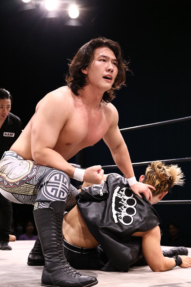 ついにこの試合の日が来た
興奮して武者震いが止まらない
中嶋さん、王者の実力差を存分に感じさせてください
そしてジュンジェの名前を必ず覚えさせてやりますので、楽しみにしていてください！
#GLEAT