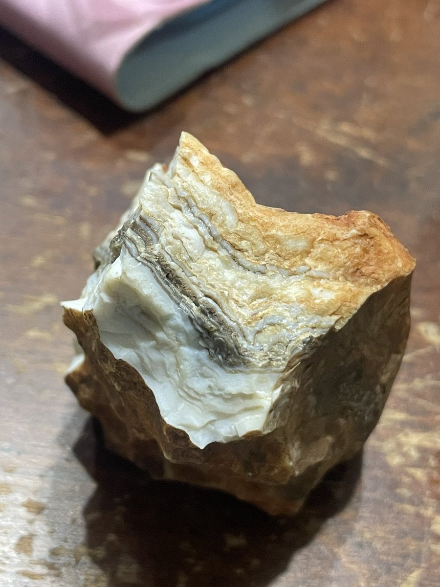 ✳️金鉱石と思われる岩石 キラキラ銀色、金属っぽい石 : r/whatsthisrock
