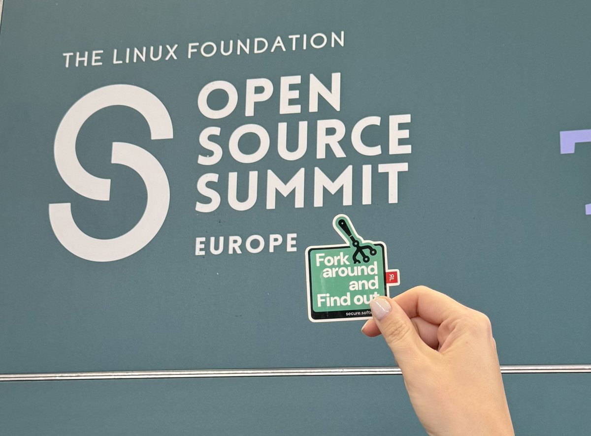 KadiGrigg's tweet image. We have the best stickers. Come by our booth to get yours! #opensourcesummit